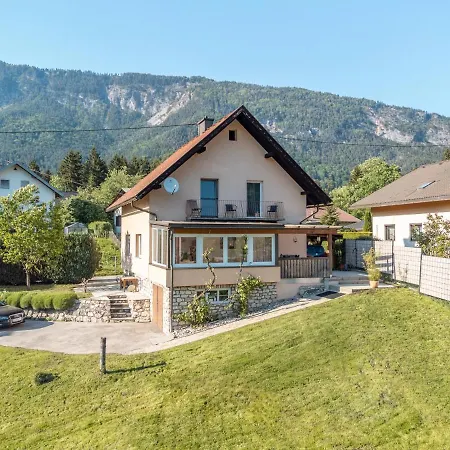 Auszeit Bis Zu 10 Personen بيت للعطل