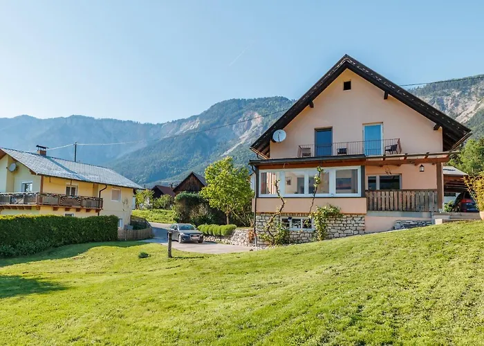 Auszeit Bis Zu 10 Personen بيت للعطل فيلاخ